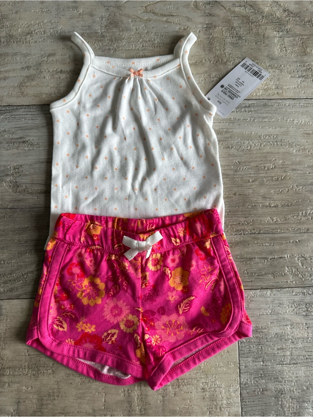 Carter's Baby Girl Polka Dot Tank & Floral Shorts Set 3M